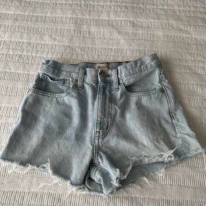 Madewell Relaxed Denim Shorts NWOT Essex wash